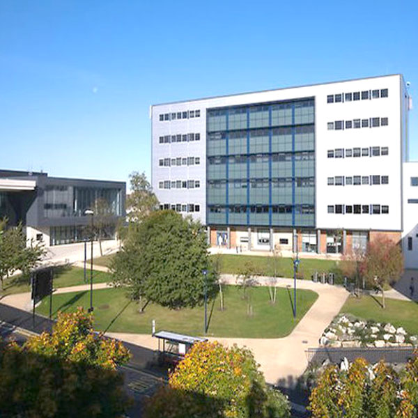 Sunderland Üniversitesi